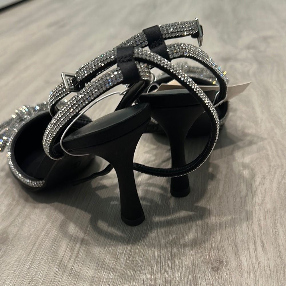 A New Day Black and Silver Slingback Heels with Rhinestone Bow - Picture 5 of 6